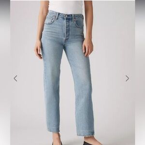 Levi’s women ribcage straight ankle light wash